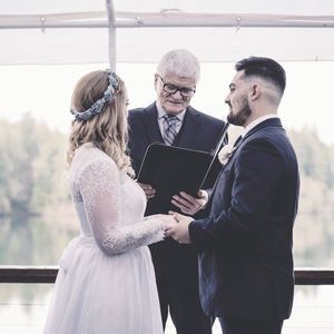 Meet your Posher, Elayna